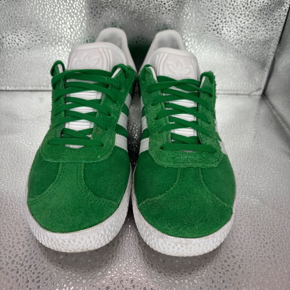 Adidas Gazelle Green Suede White Stripes Sneakers BB5477 Mens 4.5 Womens 5.5 - Picture 2 of 7